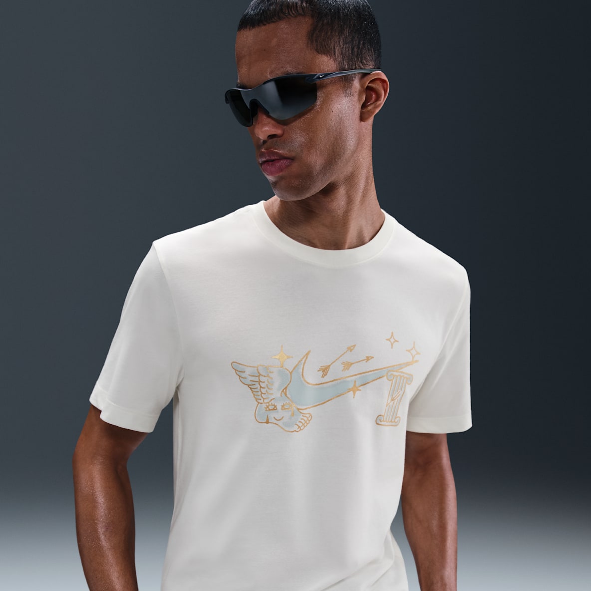NIKE公式】 Dri-FIT グラフィックTシャツ【ナイキ公式通販】